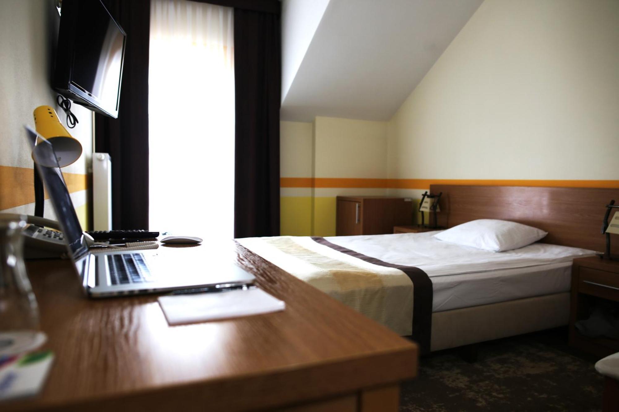 Międzyrzec Podlaski Hotel Folklor חדר תמונה